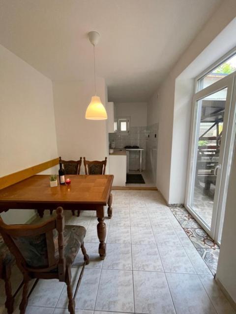 Boni Apartman Miskolc Exteriör bild