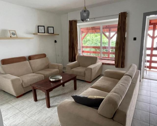 Boni Apartman Miskolc Exteriör bild